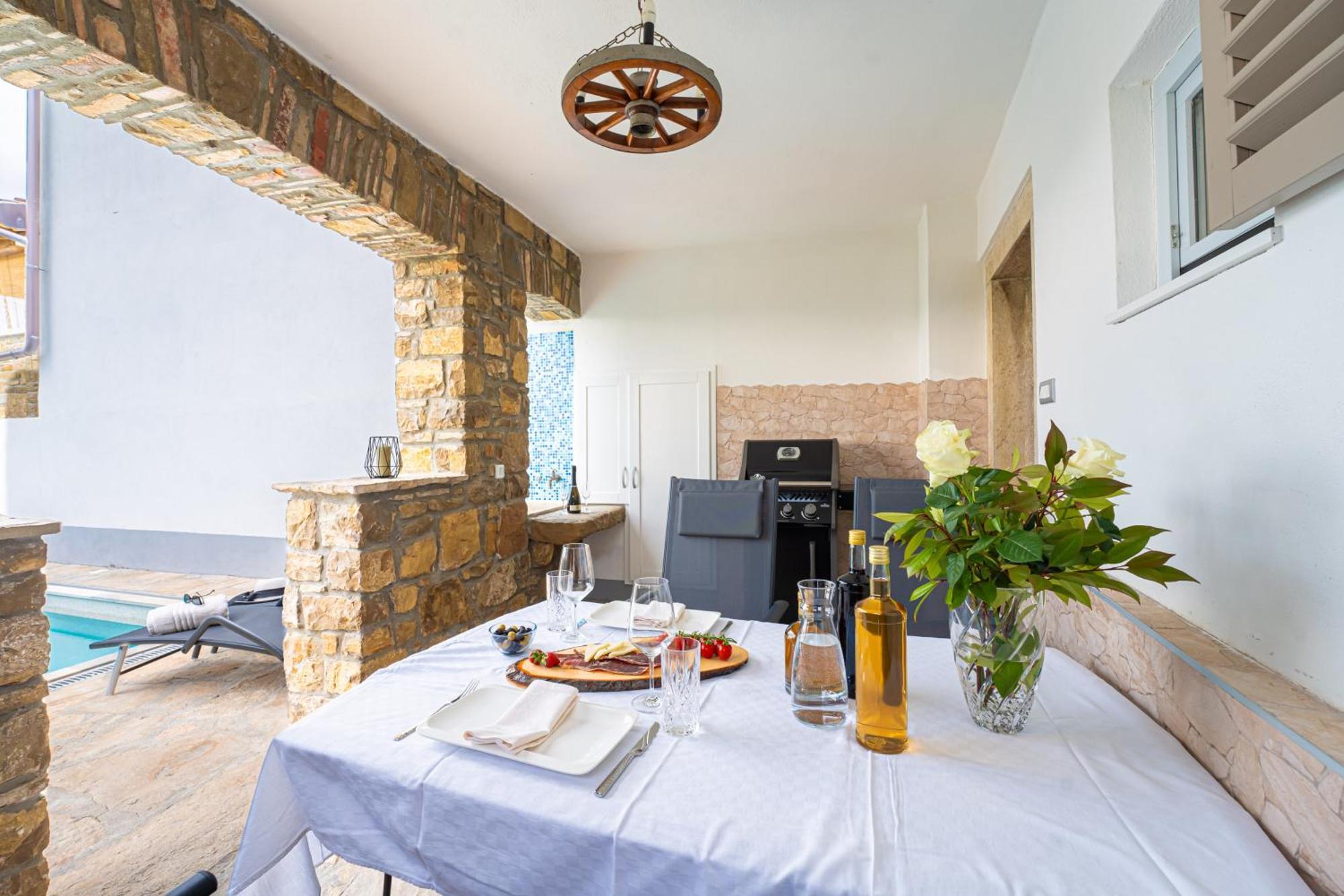 ליבאדה Holiday Home Belveder Motovun With Heated Pool מראה חיצוני תמונה