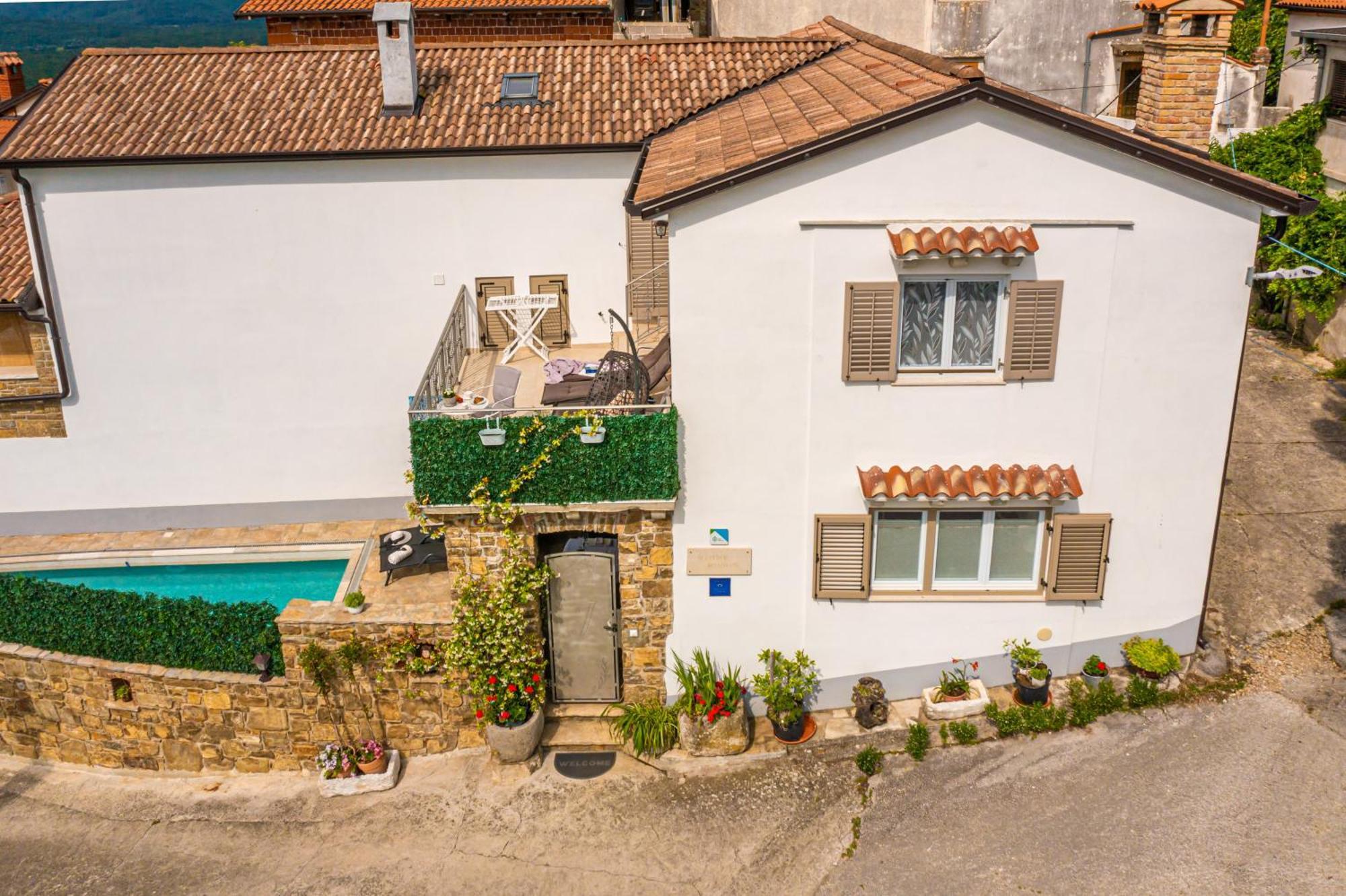 ליבאדה Holiday Home Belveder Motovun With Heated Pool מראה חיצוני תמונה