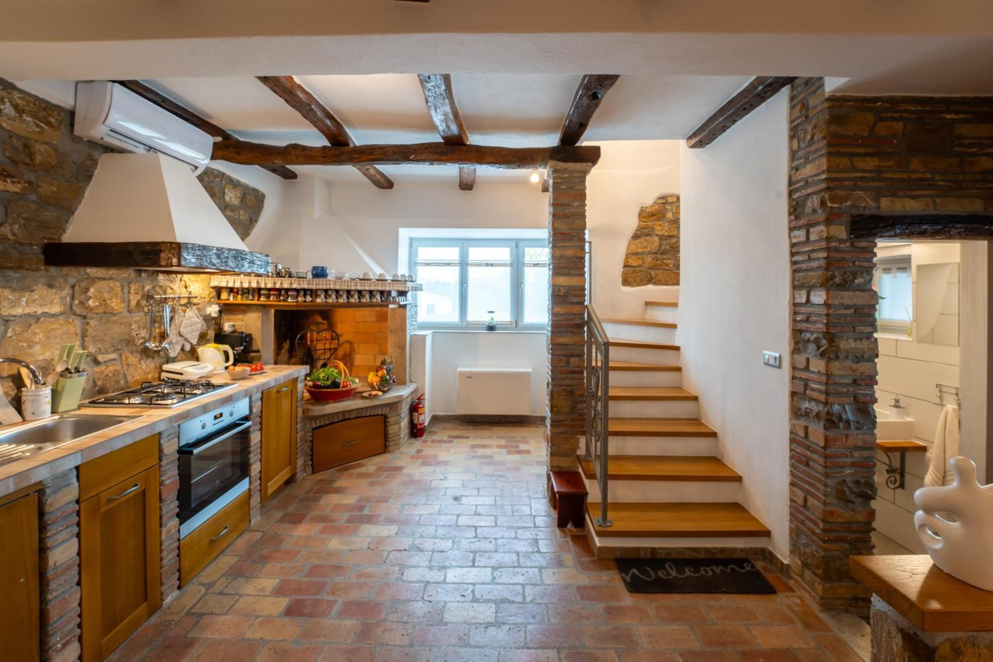 ליבאדה Holiday Home Belveder Motovun With Heated Pool מראה חיצוני תמונה