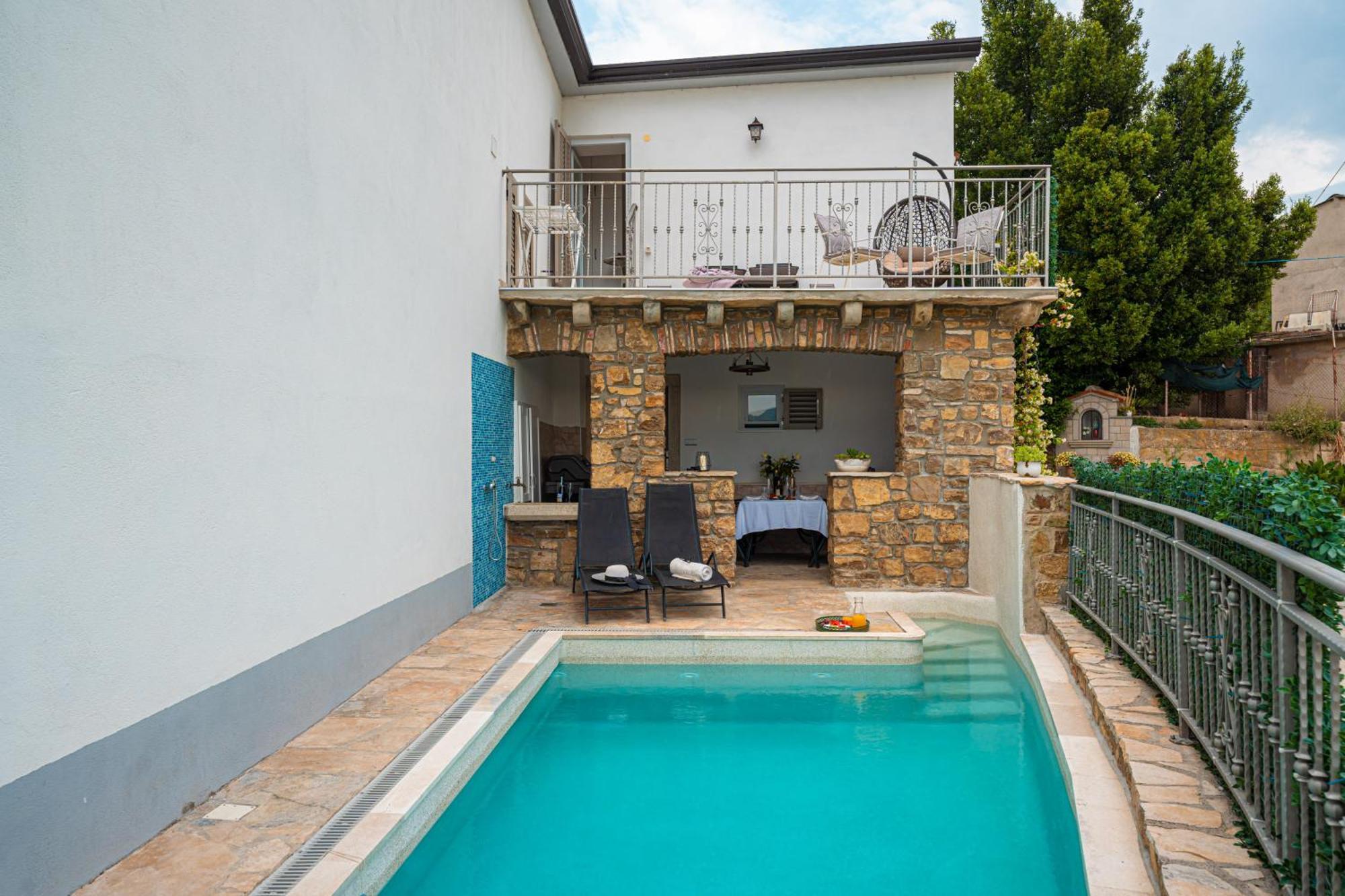 ליבאדה Holiday Home Belveder Motovun With Heated Pool מראה חיצוני תמונה